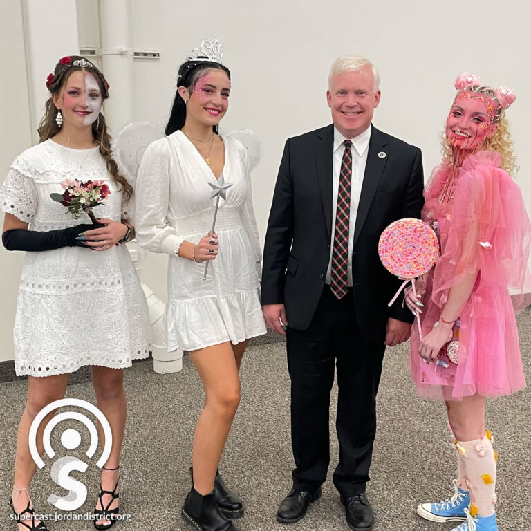 Episode 164: JATC South Hair and Nail Students Compete in Spooktacular Halloween Contest