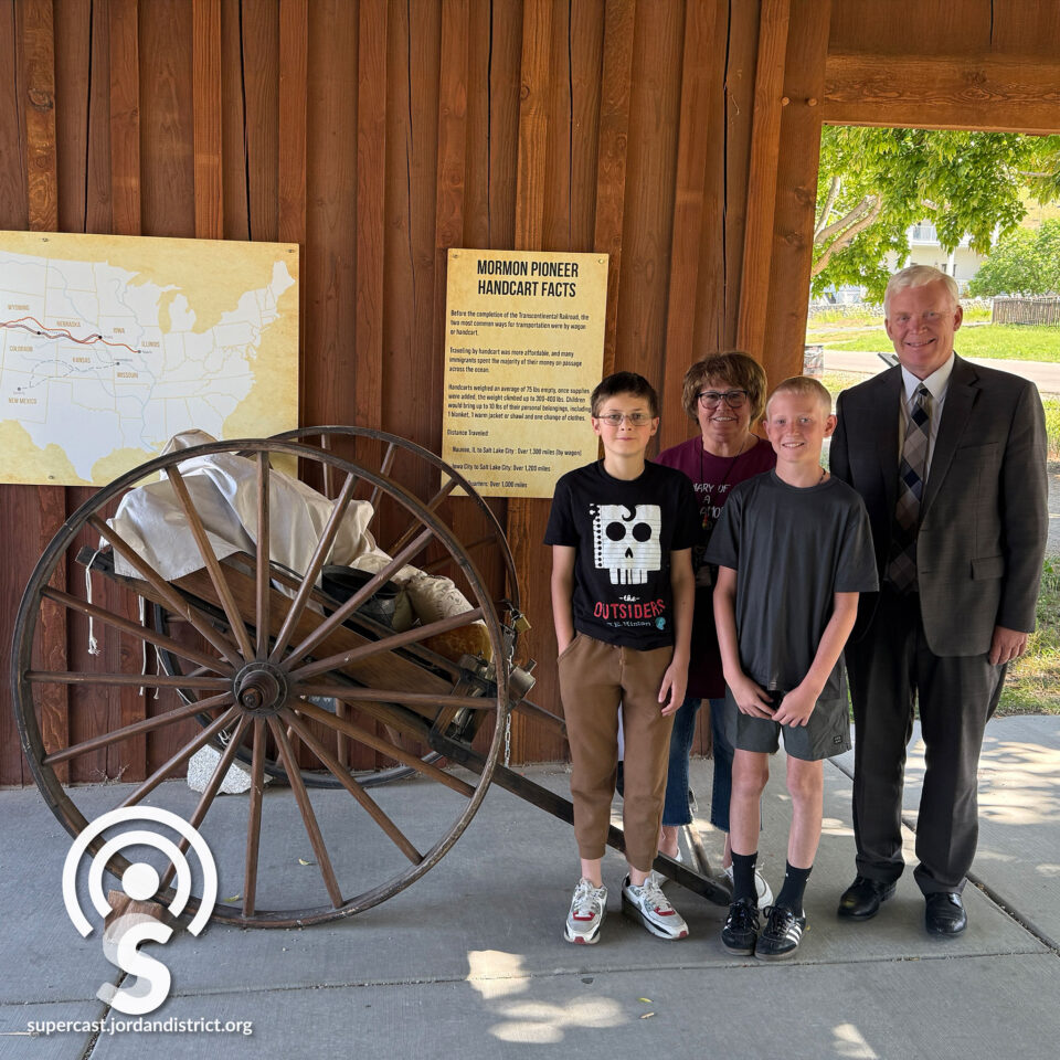 Superintendent with students at This is the Place Heritage Park